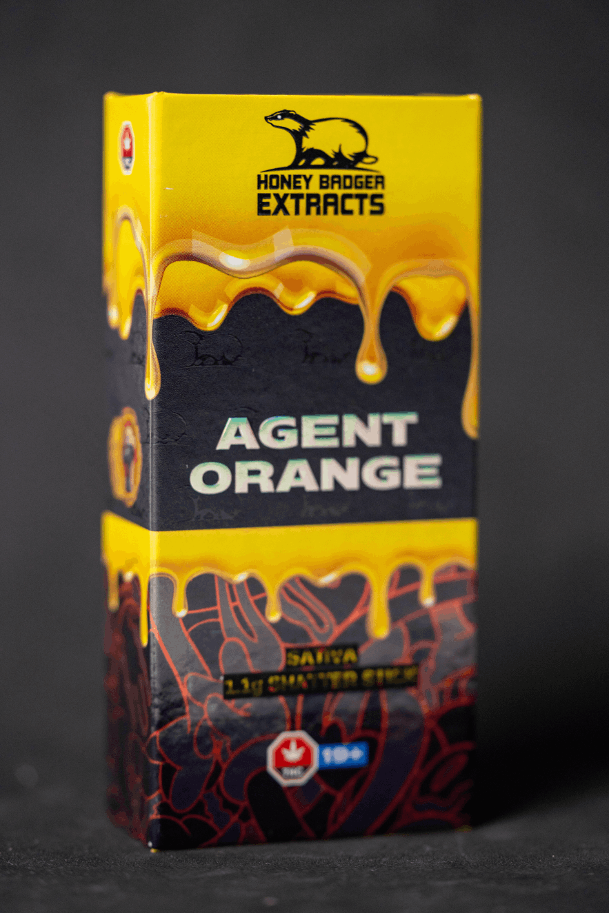 vape-pens-honey-badger-extracts-shatter-sticks-agent-orange